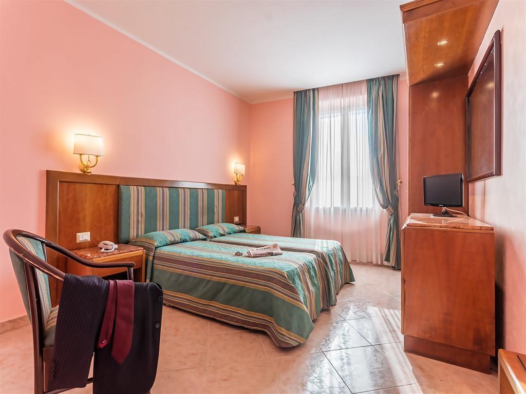 Raeli Hotel Siracusa Roma Exterior foto