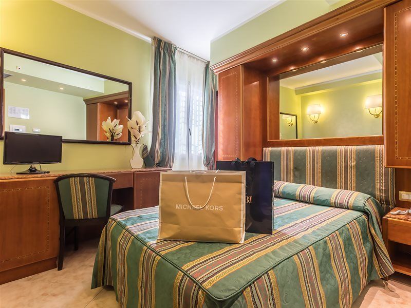 Raeli Hotel Siracusa Roma Exterior foto